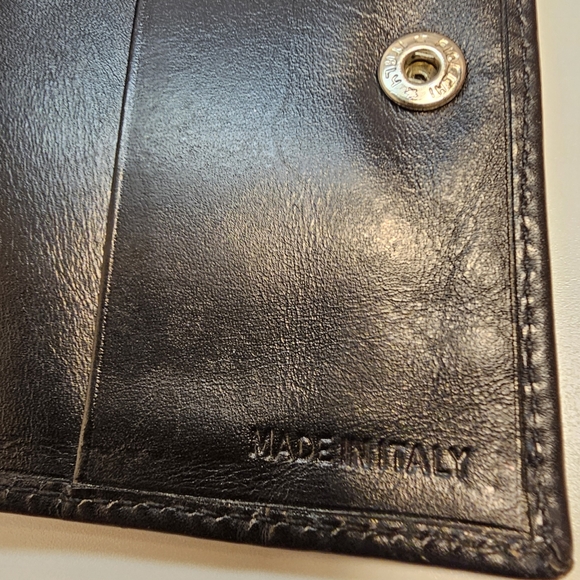 Prada Black Leather Wallet - Mens - Picture 13 of 14